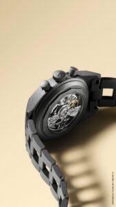 2-STILL-3_Chronomaster-Revival_97.L384.400.04.M384_9x16